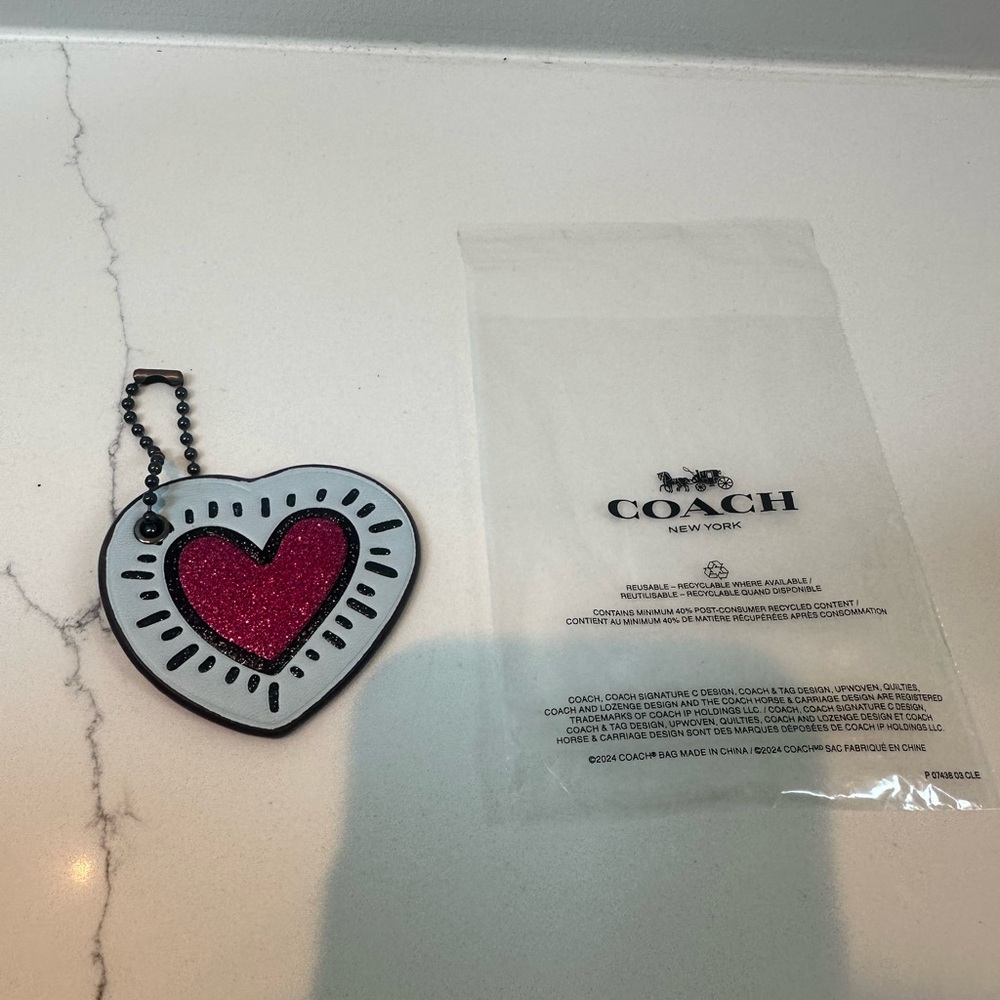 Coach x Keith Haring Limited Edition Leather Heart Charm - Picture 2 of 5